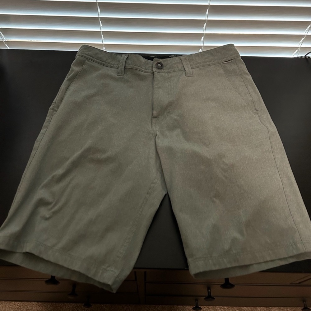 Volcom shorts